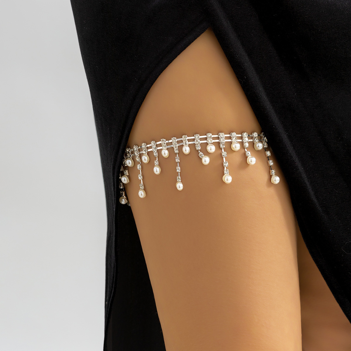 Жемчужная цепочка на ногу для  – обзор и цена Body Jewelry Leg Chain